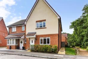 28, Merritt Way, Waterlooville PO8 9AX