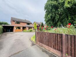 White Gates, Gravelly Lane, Fiskerton NG25 0UW