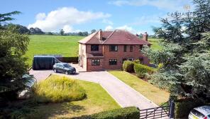 Thornleigh, Shay Lane, Tarvin, Chester CH3 8NN
