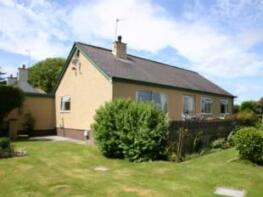 Ger Y Llan, Road From Chwaen Newydd To Junction At Hen Ysgoldy, Llantrisant, Holyhead LL65 4TN