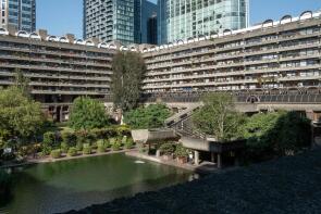 301, Willoughby House, Willoughby Highwalk, Barbican, London EC2Y 8BL