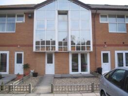 26, Yeo Valley, Barwick, Yeovil BA22 9UX