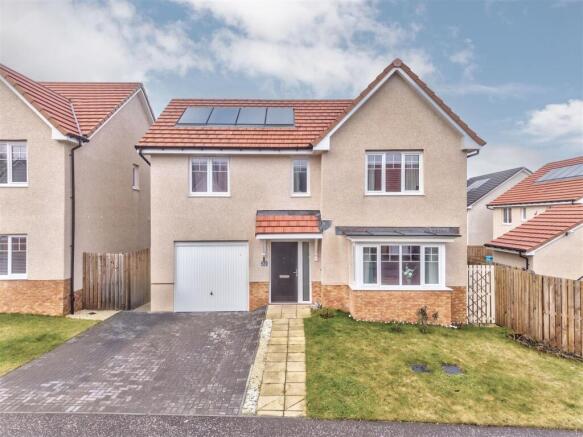 22 Adam Crescent Dundee-18.JPG