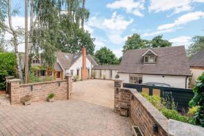 8, Churchill Lane, Blakedown, Kidderminster DY10 3NB