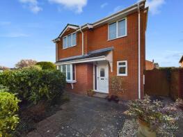 1, Braven Field, Winslow Road, Buckingham MK18 2AE