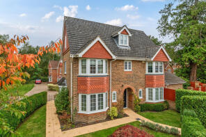 1, Kintbury Close, Fleet GU51 1AY