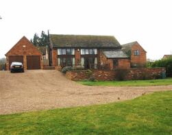 Woodfin Barn, Little Winnall Farm, Winnall Lane, Lincomb, Hartlebury DY13 9RG