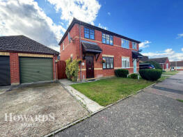 45, Rowan Way, Beccles NR34 7ES