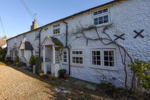 2, Well Cottages, Oxford Street, Great Missenden HP16 9JT