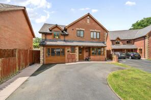 4, Church Land, Llanyre, Llandrindod Wells LD1 6DX