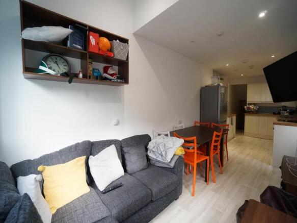 Living area.JPG
