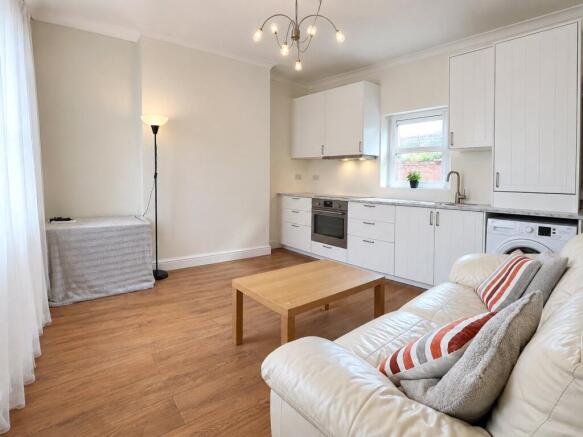 Lounge / Kitchen