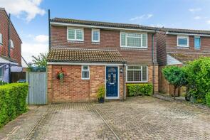3, Olivers Meadow, Westergate, Chichester PO20 3YA