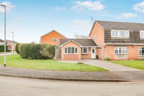 27, The Greenway, Wolverhampton WV6 7DA