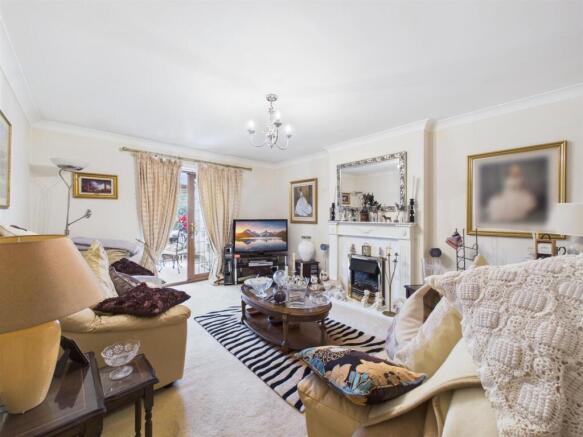 Lounge: