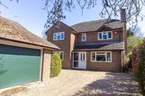 Clifton House, Winchester Road, Ropley, Alresford SO24 0BS