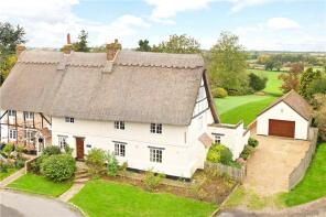 Meadow House, Old End, Buckingham MK18 2BB