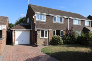 27, Downsmead, Marlborough SN8 2LQ