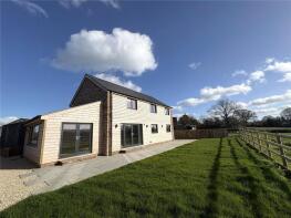 3, Knowle Green Farm, Pinkham Hill, Knowle St Giles, Chard TA20 4AY
