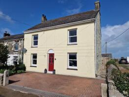 18, Metha Road, Newquay TR8 5LP