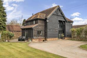 Clapwater, Bell Lane, Uckfield TN22 3YA