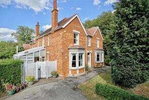 43, High Street, Huntingdon PE28 0TD