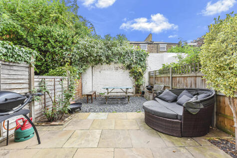 Kiver Road, Islington, London