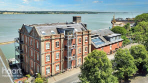 Apartment 13, The New Barley Store, High Street, Manningtree CO11 1AR