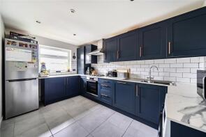 Flat 7, 35 Wilton Lodge, Rydens Road, Walton-on-thames KT12 3DX