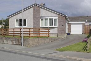 25, Bryncir, Llannerch-y-medd LL71 8EQ