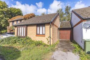 157, Cobb Close, Datchet, Slough SL3 9QX