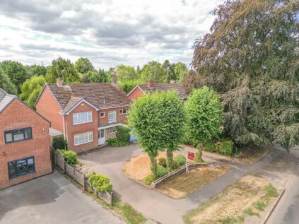 Lutterworth Road, Nuneaton, CV11