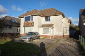 Oakavon, Ringwood Road, Christchurch BH23 7BE