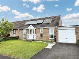 62, Willow Close, Newquay TR8 4NG