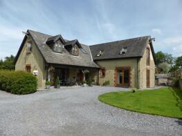 Beudy Bach, U4456 From, Dryslwyn, Carmarthen SA32 8SF