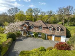 4, Goldrings Road, Oxshott, Leatherhead KT22 0QR