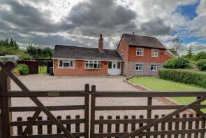 Oakleigh, B4204 Broadheath, Tenbury Wells WR15 8QS