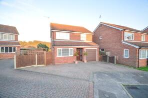 16, Grove Road, Manningtree CO11 1TX