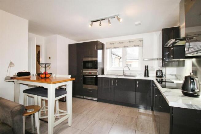 Kitchen/Dining