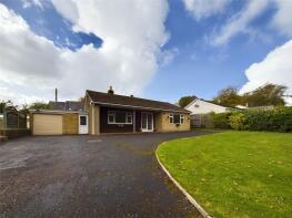 West Lynn, Beech Lane, Brownshill, Stroud GL6 8AJ