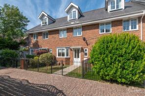 4, Victoria Mews, Binstead Road, Ryde PO33 3AZ