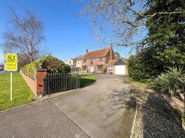 60, Maldon Road, Burnham-on-crouch CM0 8NR