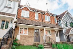 2, Standen Mews, Uckfield TN22 4HG