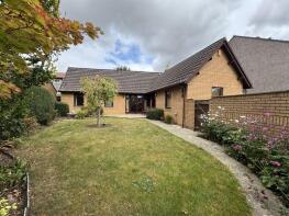 19a, Greenhill Gardens, Bristol BS35 3PD