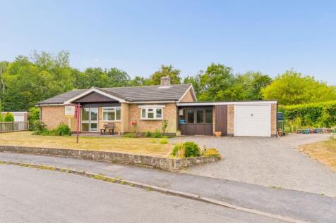 Blacksmiths Close, Abbotsley, St Neots, PE19