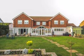 St Georges House, North Road, Sandwich CT13 9PJ