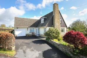 South Riding, Dry Hill, Warminster BA12 8AT