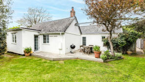 Trewella, Bodare Hotel, Daymer Lane, Trebetherick, Wadebridge PL27 6SA