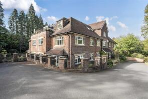 6, Gerardes Lodge, Grayswood Road, Haslemere GU27 2BG
