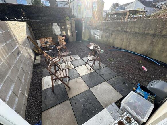 5 bedroom Terraced for sale